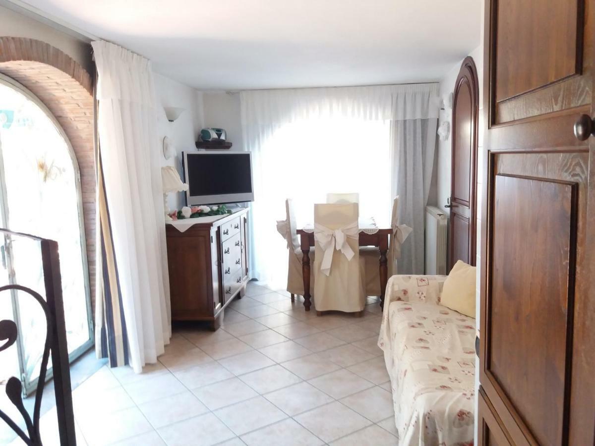 Raffinato Bilocale A Lido Di Camaiore Vicino Al Mare Экстерьер фото