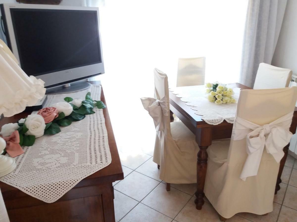 Raffinato Bilocale A Lido Di Camaiore Vicino Al Mare Экстерьер фото